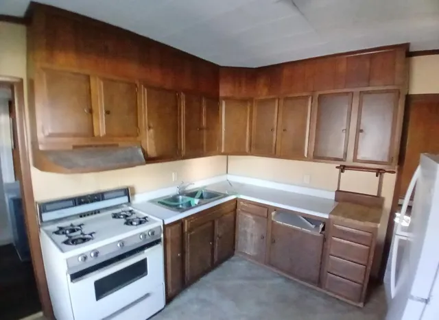 $57,000 | 105 Sadie Street, Marble, MN 55764