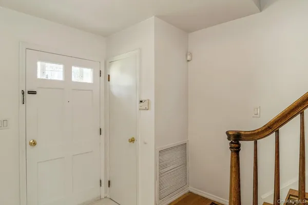 $5,500 | 22 Central Street, Huntington, NY 11743