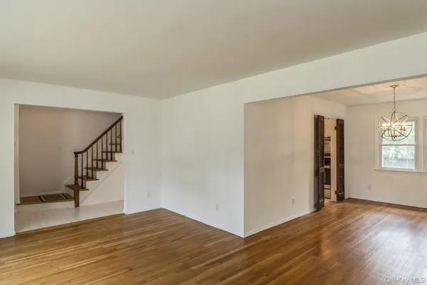 $5,500 | 22 Central Street, Huntington, NY 11743