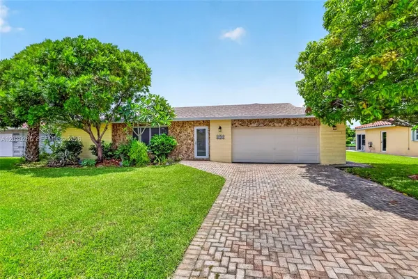 $445,000 | 7201 Northwest 93rd Avenue, Tamarac, FL 33321