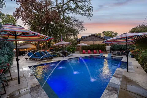 $500,000 | 2001 Oak Bluff Drive, Arlington, TX 76006