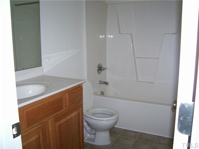 4620 Ravi Road Raleigh, NC 27604 - Photo 5 of 12 Gallery Image 5