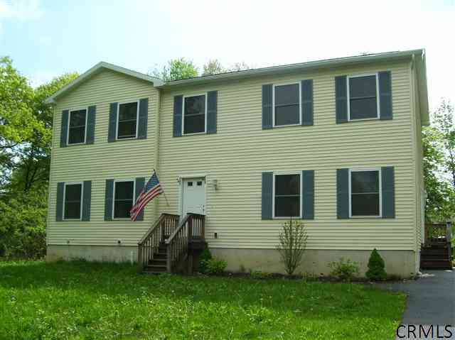133 Vly Road Colonie, NY 12205 - Photo 1 of 15 Photo 1