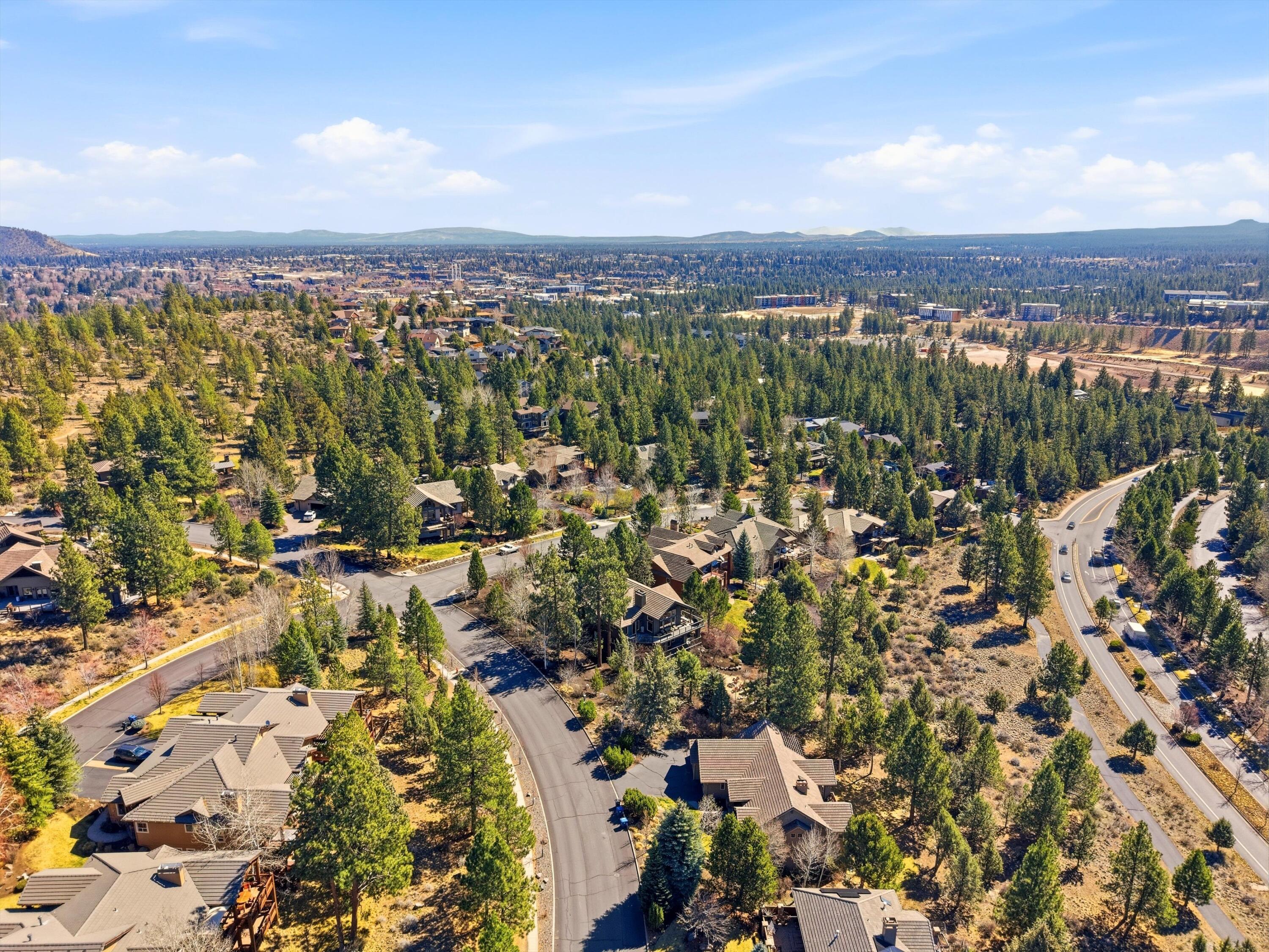 15 Southwest Quail Butte Place Bend, OR 97703 - Photo 44 of 55
