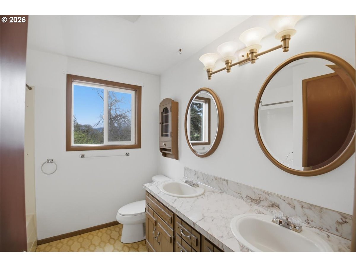 26520 Fern Ridge Road Sweet Home, OR 97386 - Photo 15 of 48