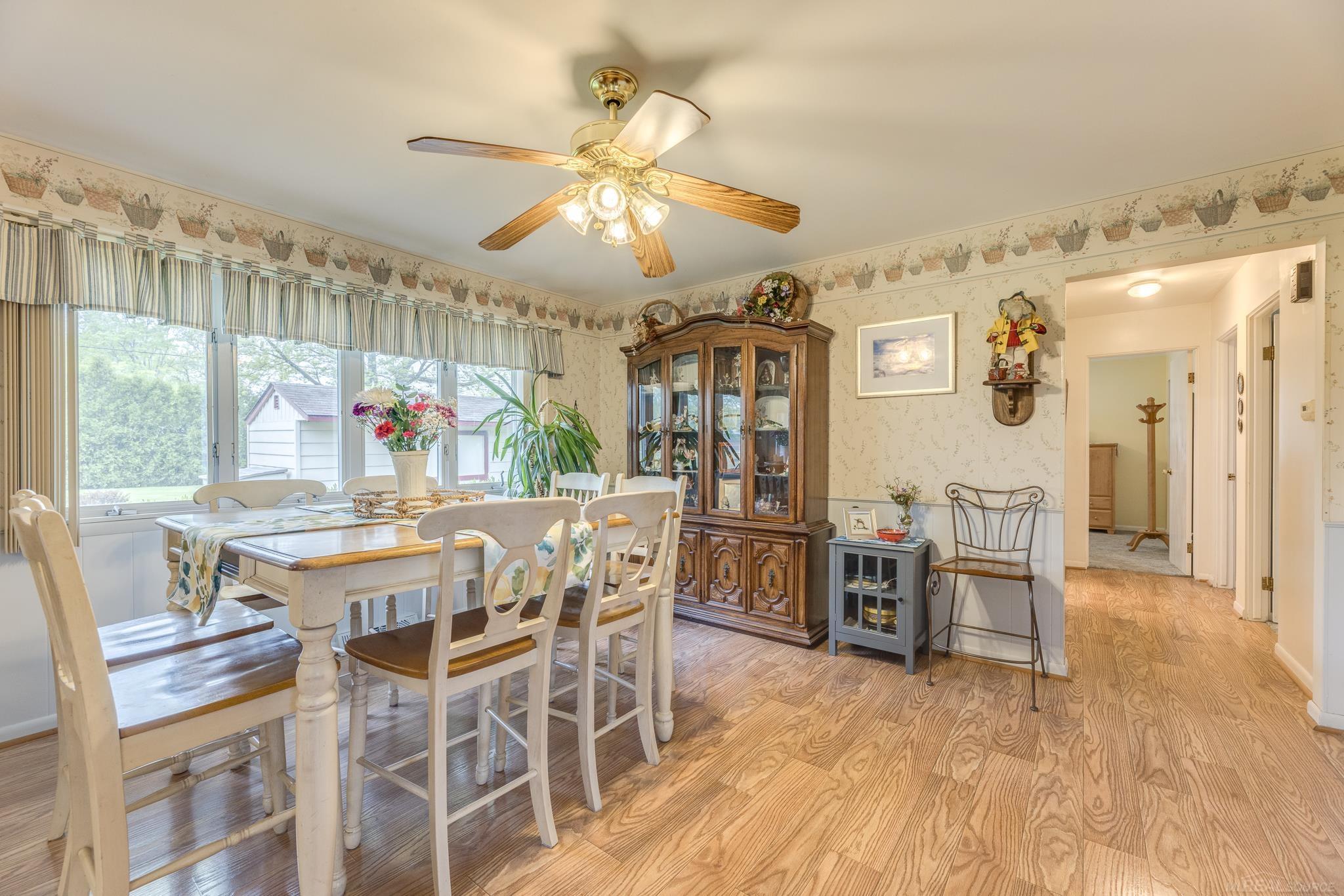 7669 Countryside Road Lexington, MI 48450 - Photo 10 of 41 Dining Area