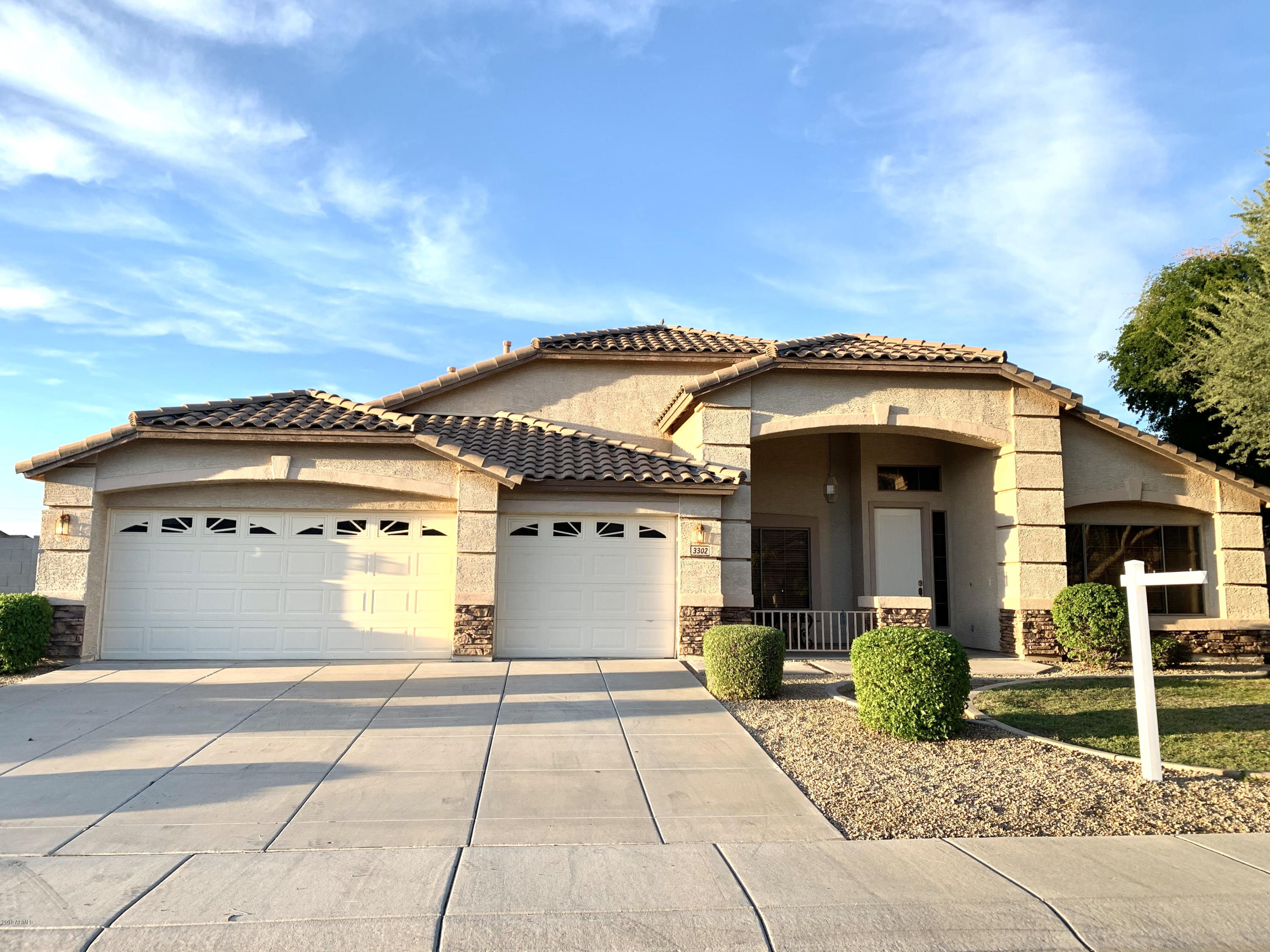 3302 East Kimball Road Gilbert, AZ 85297 - Photo 2 of 45 kimball