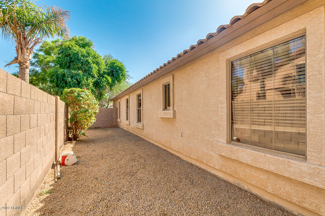 3302 East Kimball Road Gilbert, AZ 85297 - Photo 41 of 45 kimbal side back