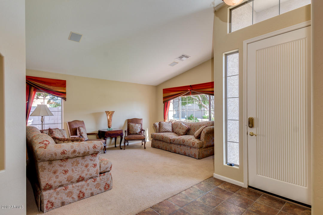 3302 East Kimball Road Gilbert, AZ 85297 - Photo 5 of 45 kimball formal living