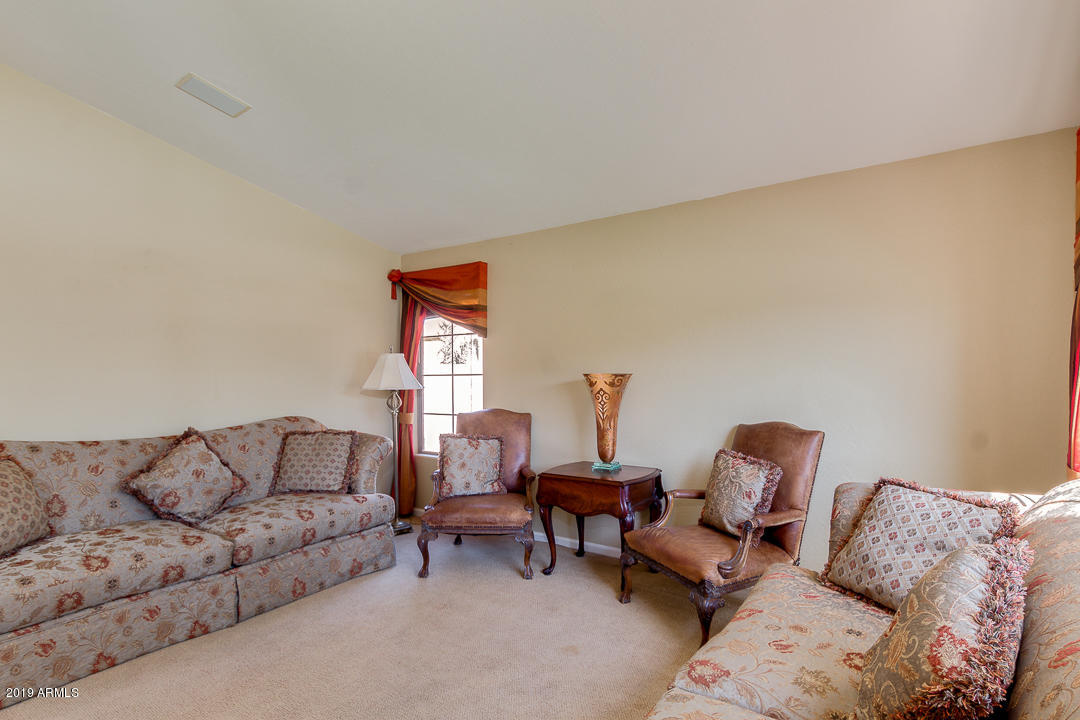 3302 East Kimball Road Gilbert, AZ 85297 - Photo 6 of 45 kimball formal living