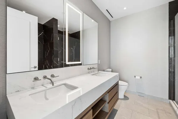 $5,500 | 160 2nd Avenue South, Unit 2603, Nashville, TN 37201