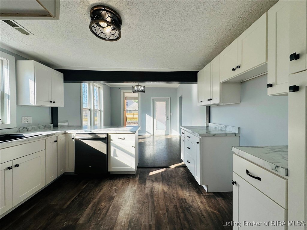 255 North Church Street Austin, IN 47102 - Photo 5 of 39