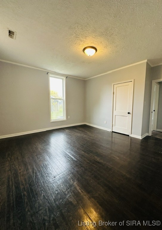 255 North Church Street Austin, IN 47102 - Photo 6 of 39 3 large bedrooms!