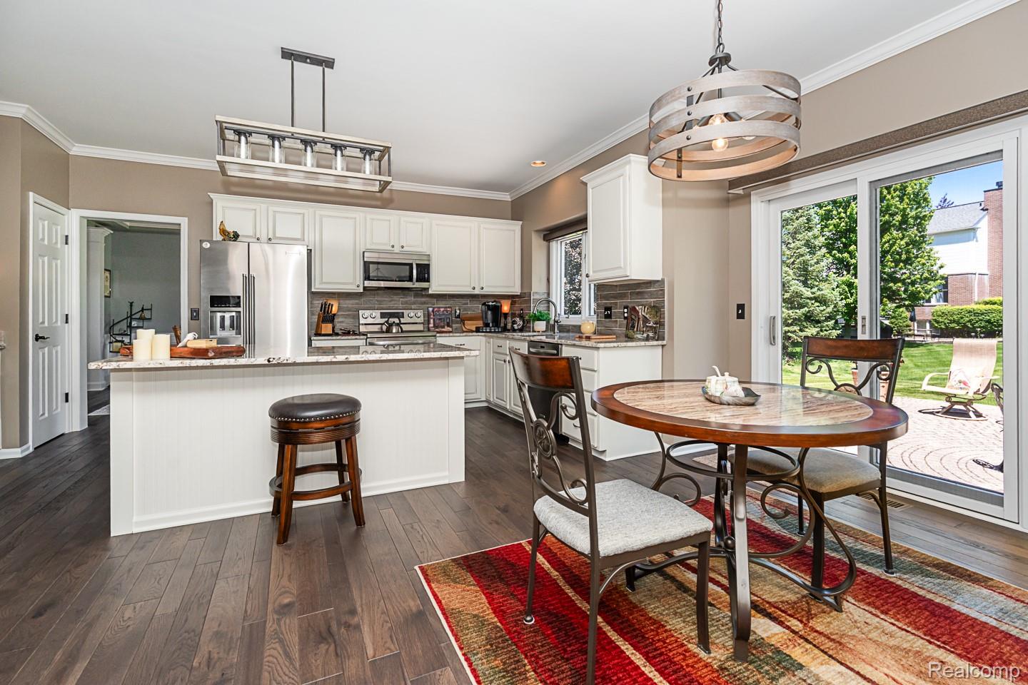 1815 Ring Neck Drive Rochester, MI 48307 - Photo 26 of 51 Kitchen