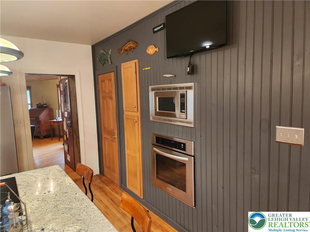 861 Municipal Road Walnutport, PA 18088 - Photo 20 of 94 a kitchen with stainless steel appliances granite countertop a refrigerator and a stove