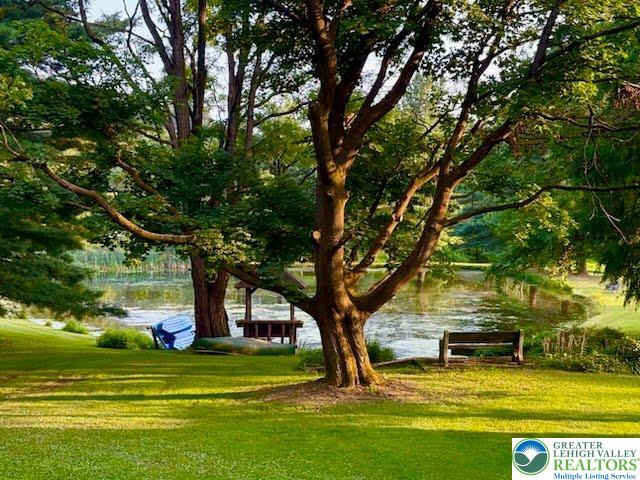 861 Municipal Road Walnutport, PA 18088 - Photo 3 of 94