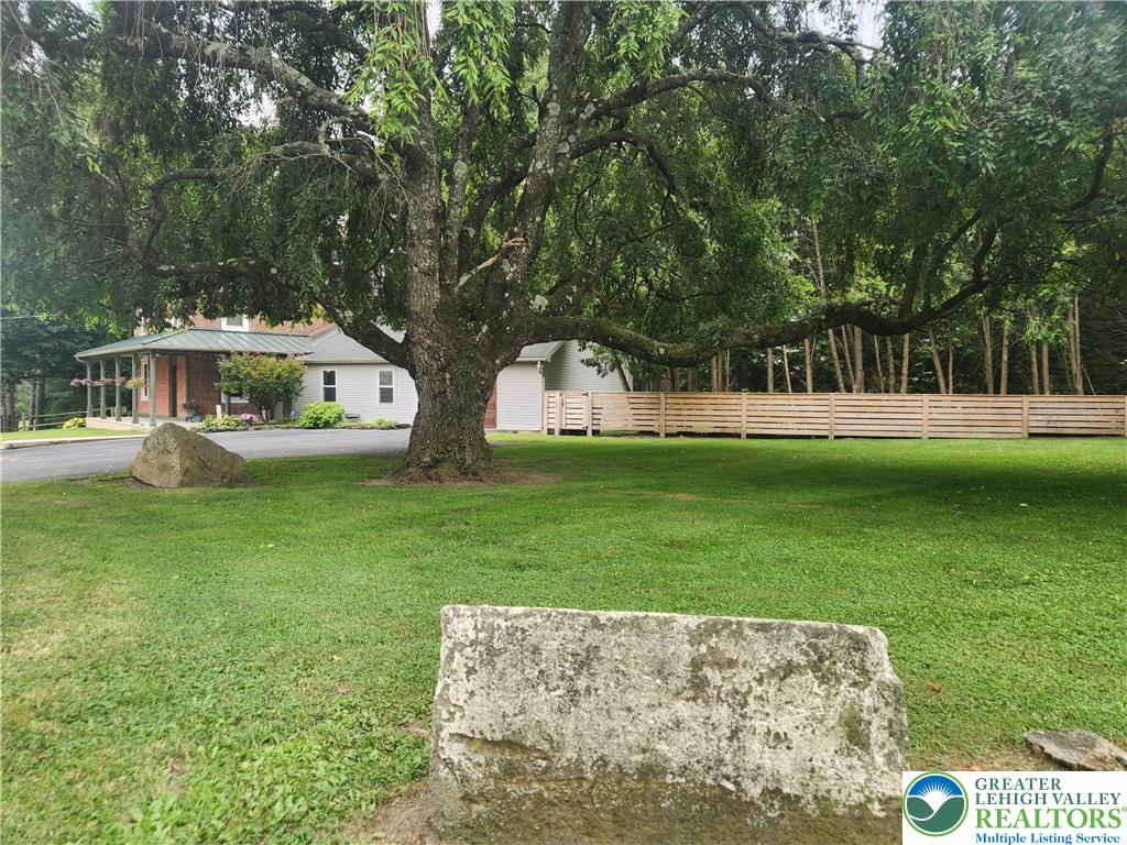 861 Municipal Road Walnutport, PA 18088 - Photo 53 of 94