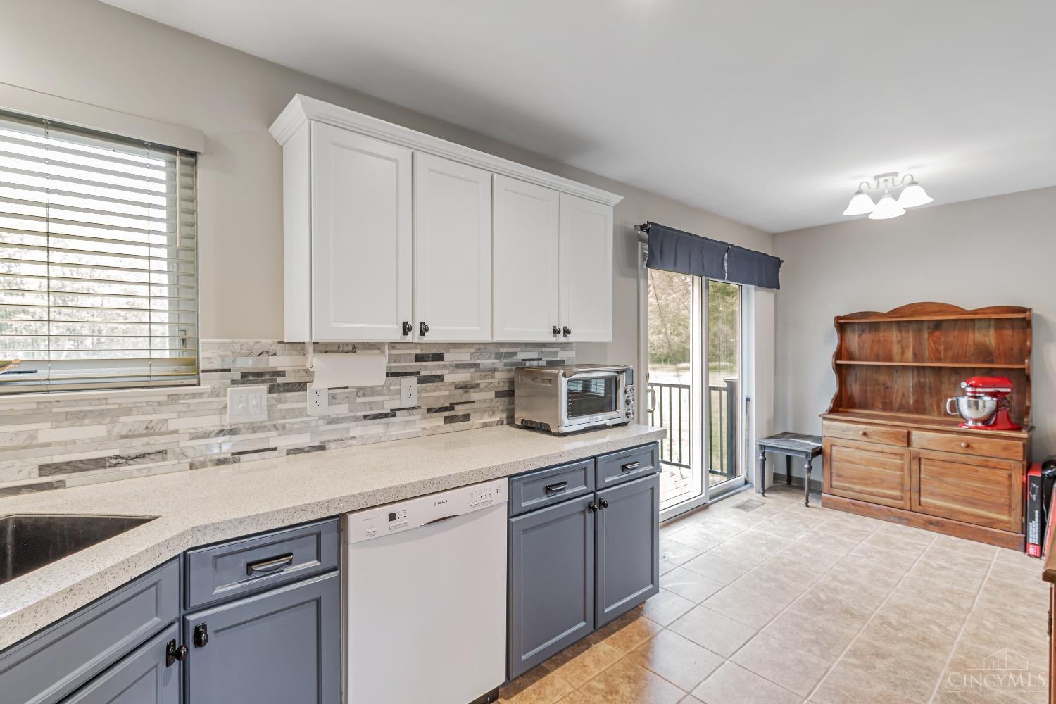 534 Davis Road Cincinnati, OH 45255 - Photo 19 of 55 Gallery Image 19