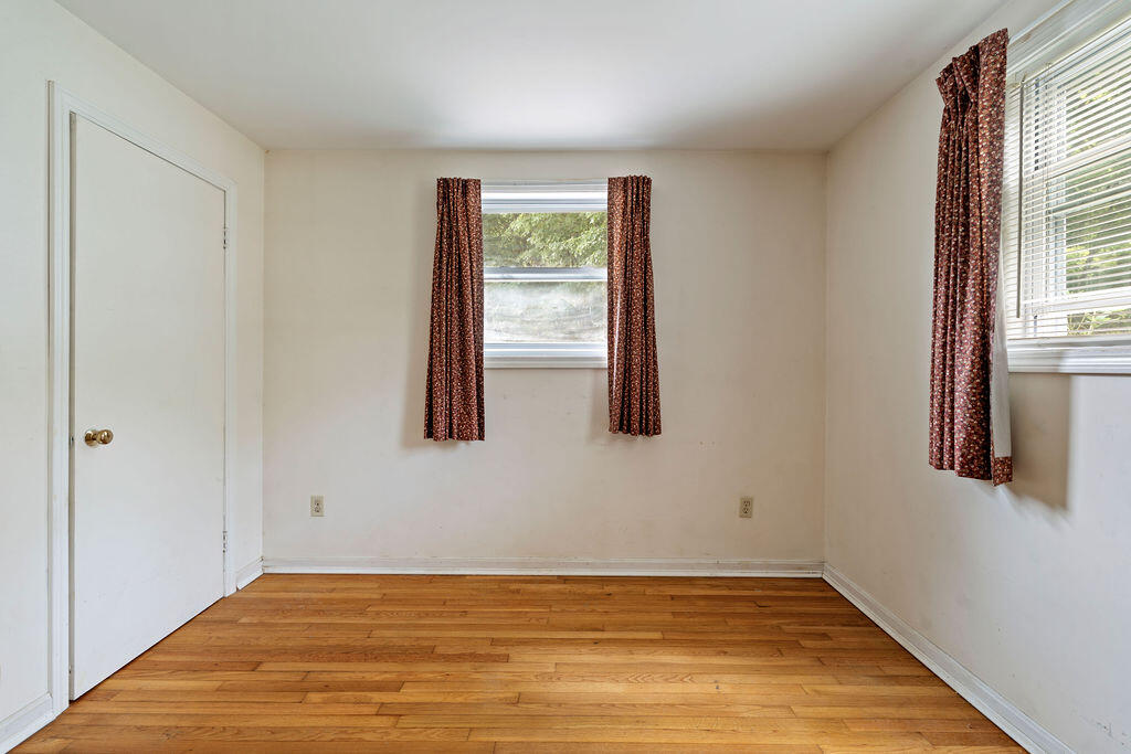 72 Martin Road Kittery, ME 03904 - Photo 19 of 40 DSC06693