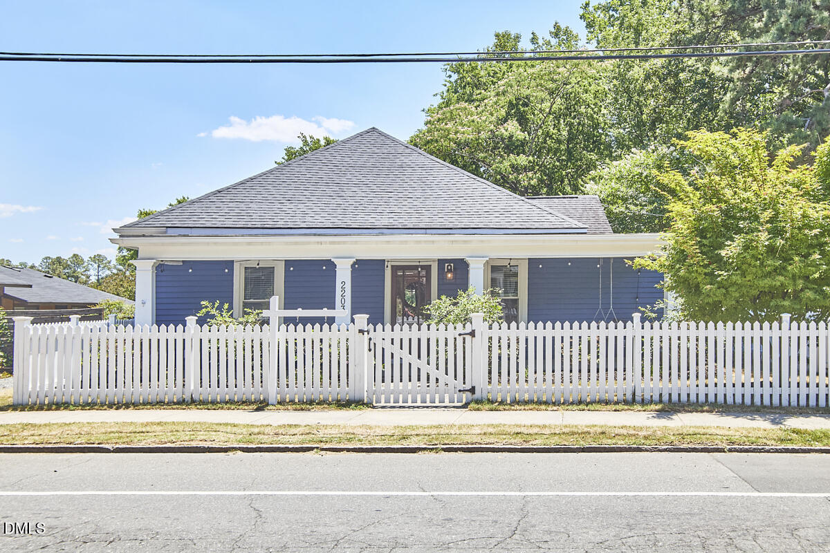 2203 Chapel Hill Road Durham, NC 27707 - Photo 2 of 61
