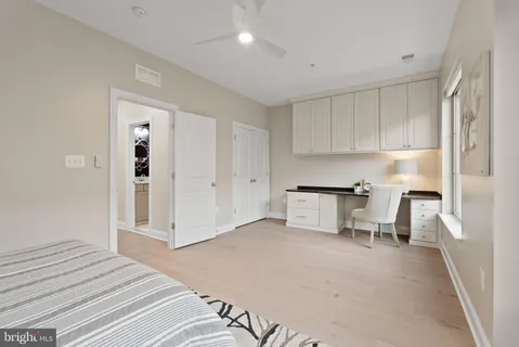 $899,900 | 2840 Red Star Lane, Alexandria, VA 22303