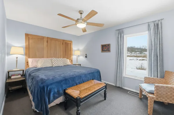 $449,900 | 4665 South 895th Street East, Wolcottville, IN 46795