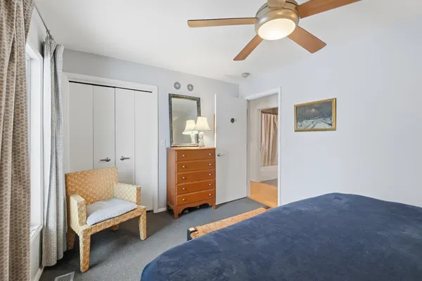 $449,900 | 4665 South 895th Street East, Wolcottville, IN 46795