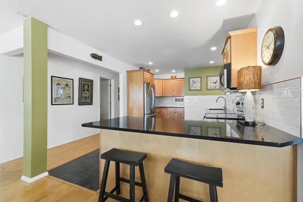 $449,900 | 4665 South 895th Street East, Wolcottville, IN 46795