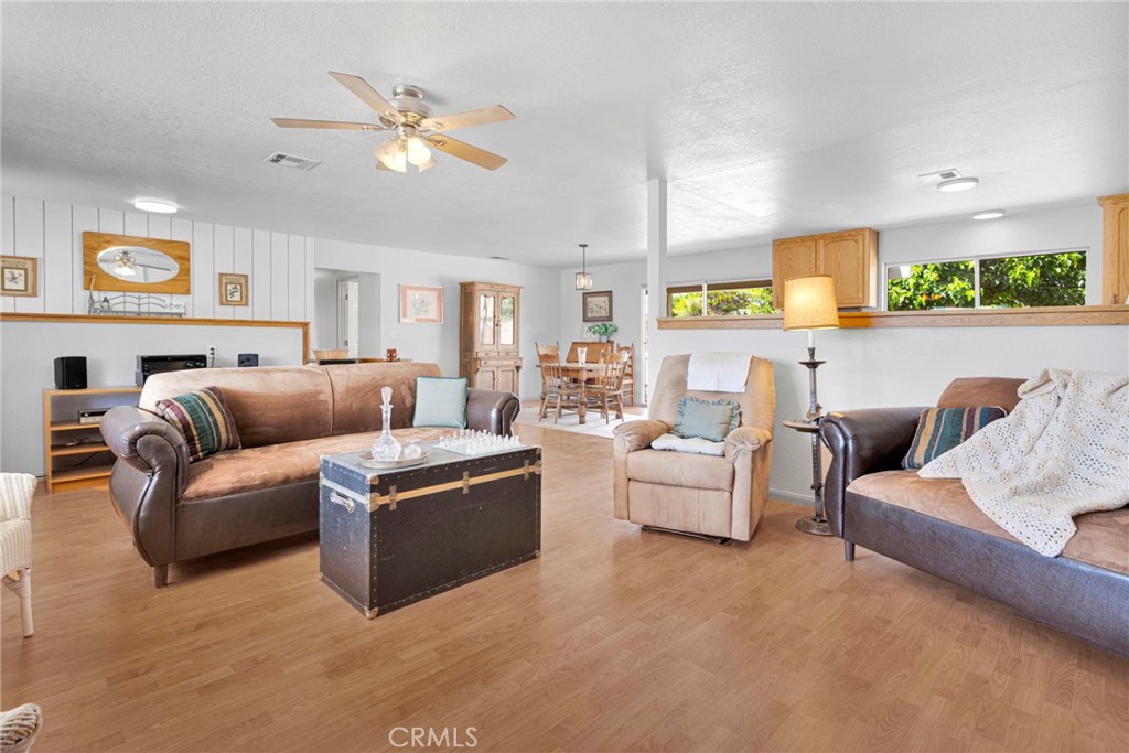 14204 Crow Road Apple Valley, CA 92307 - Photo 10 of 58