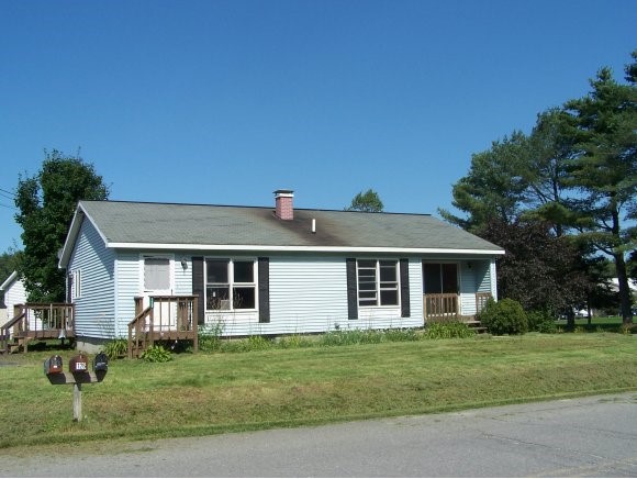 129 Pleasant Street Ludlow, VT 05149 - Photo 1 of 1 Gallery Image 1