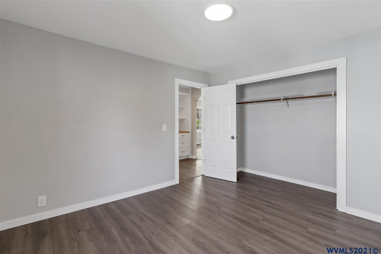 588 Southwest Clay Street Dallas, OR 97338 - Photo 24 of 31 Gallery Image 24