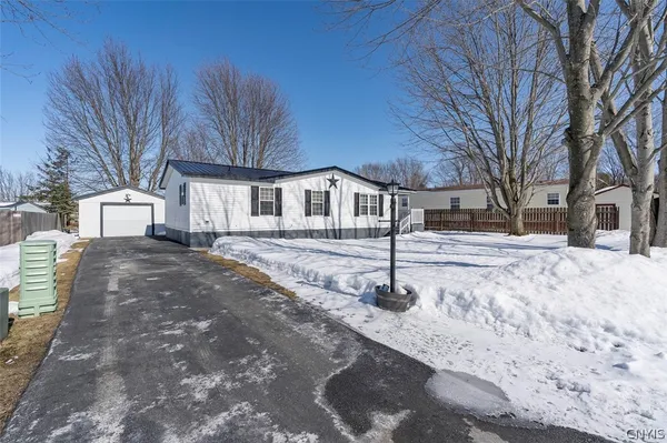 $95,000 | 17481 Route 11, Watertown, NY 13601