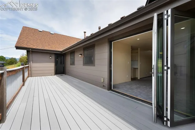a house view with a outdoor space