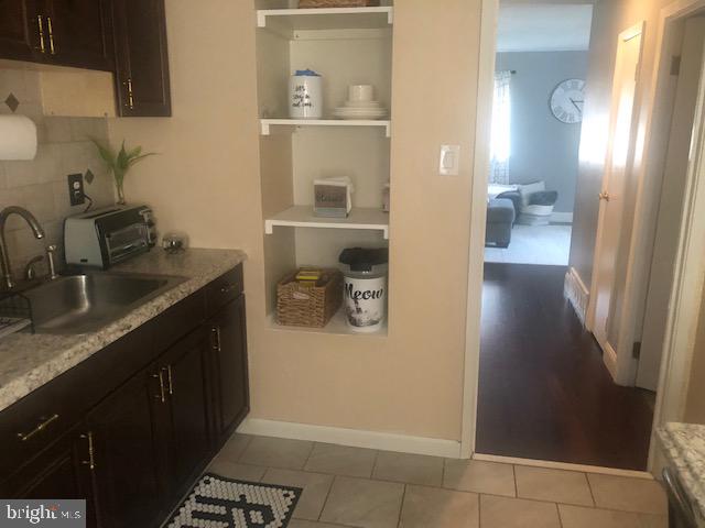 12529 Fedor Road Philadelphia, PA 19154 - Photo 11 of 24 1st Fl- Kitchen to Living Rm