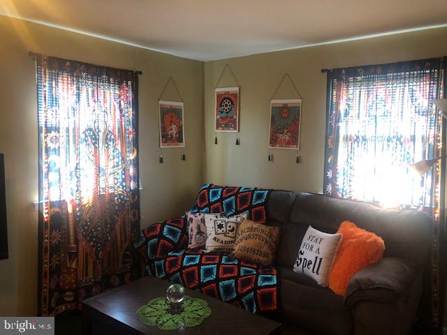 12529 Fedor Road Philadelphia, PA 19154 - Photo 14 of 24 2nd For-Living Rm