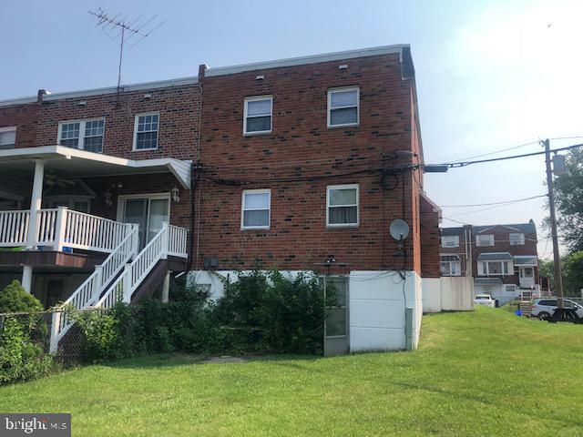 12529 Fedor Road Philadelphia, PA 19154 - Photo 3 of 24 Rear, from yard