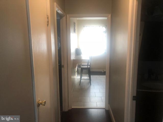 12529 Fedor Road Philadelphia, PA 19154 - Photo 7 of 24 1st Flr_Hallway