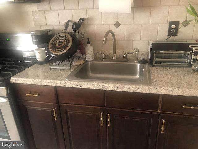 12529 Fedor Road Philadelphia, PA 19154 - Photo 10 of 24 1st Flr-Kitchen