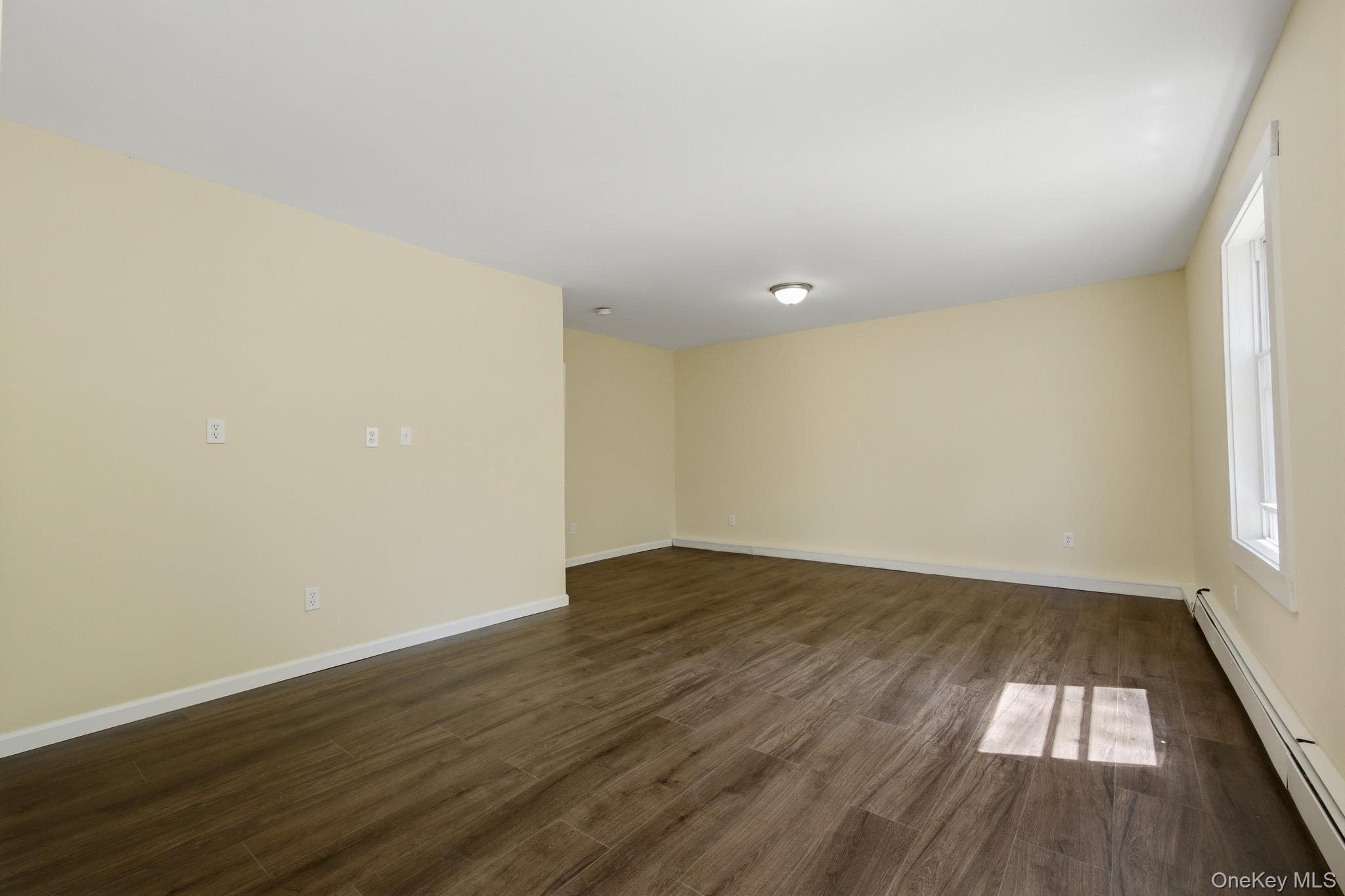 7 Rutland Road Mastic, NY 11950 - Photo 30 of 37 2nd Floor#4