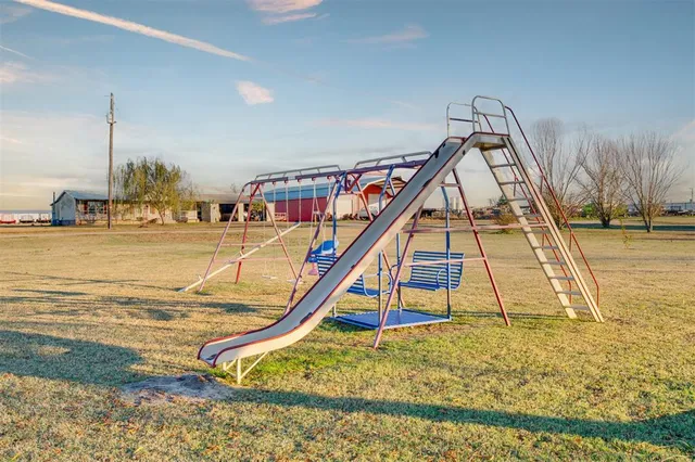 a view of a ocean with a park
