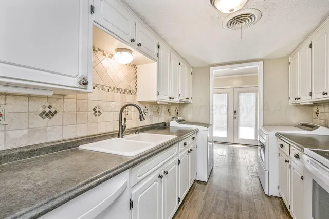 $169,900 | 1704 North Holly Lane, Pampa, TX 79065