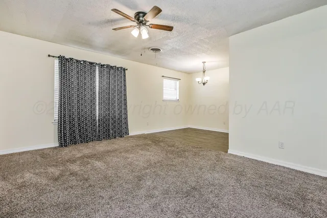 $169,900 | 1704 North Holly Lane, Pampa, TX 79065