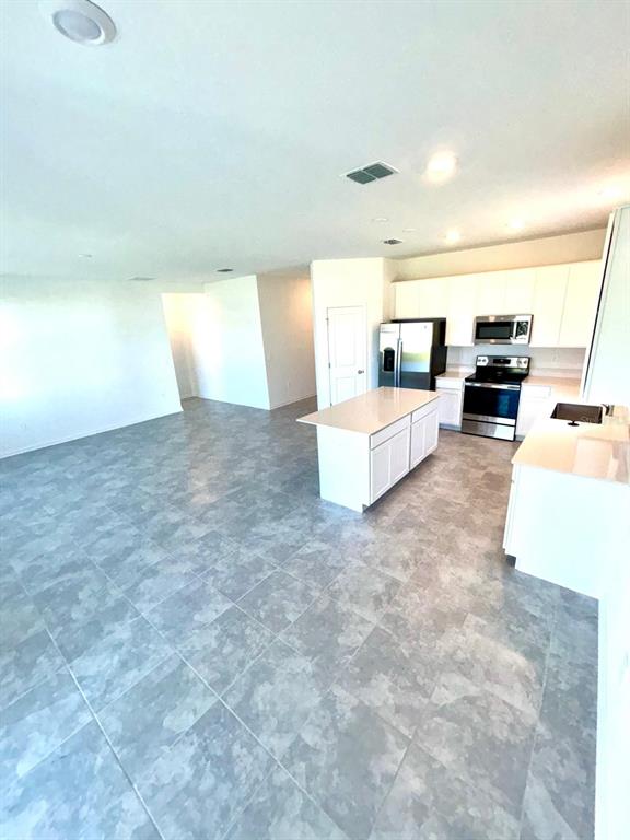 541 Hatteras Road Davenport, FL 33837 - Photo 7 of 22