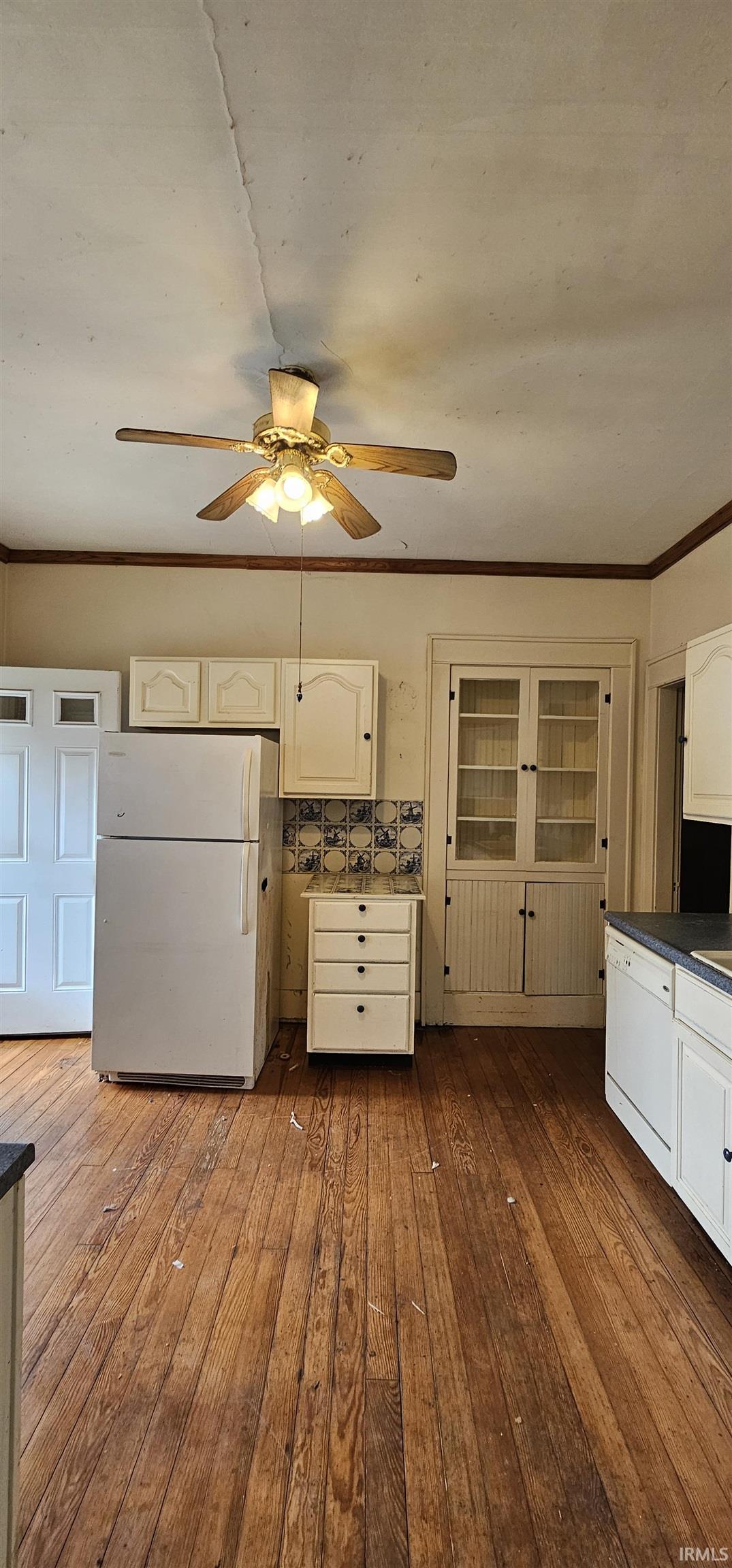 307 East Union Street Portland, IN 47371 - Photo 3 of 16