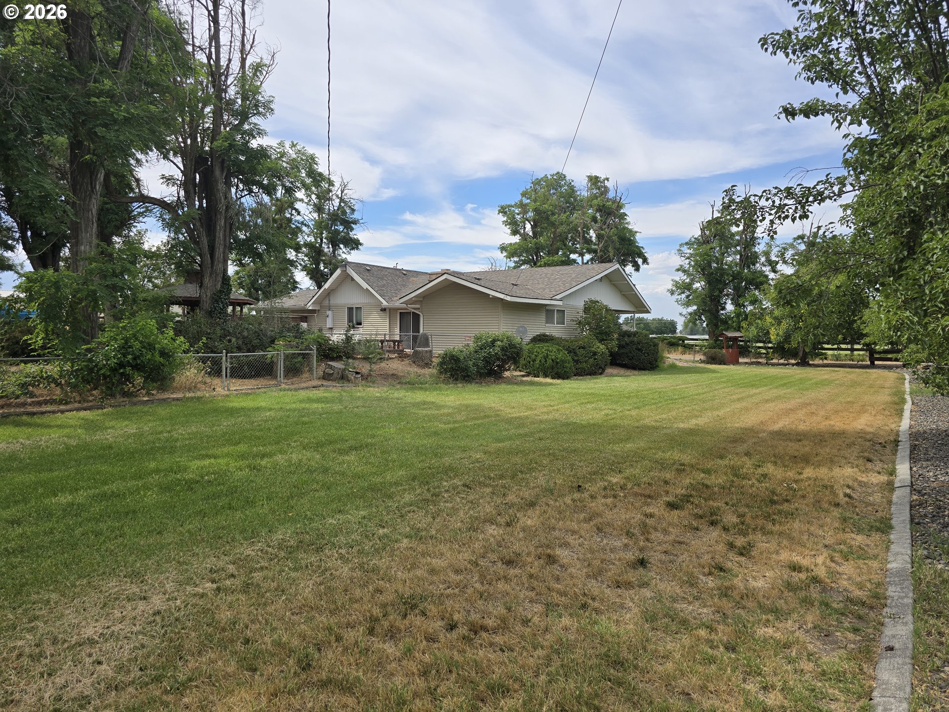 79404 Powerline Road Hermiston, OR 97838 - Photo 19 of 35