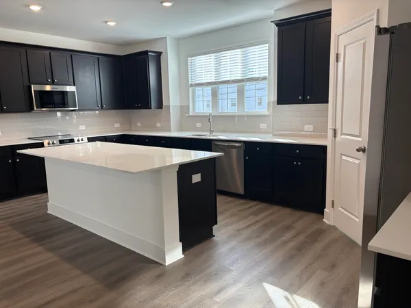 $407,900 | 3227 Aberdeen Row, Chattanooga, TN 37410