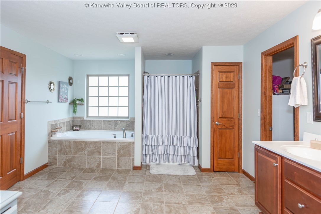 494 Beacon Street Winfield, WV 25213 - Photo 32 of 50 Gallery Image 32