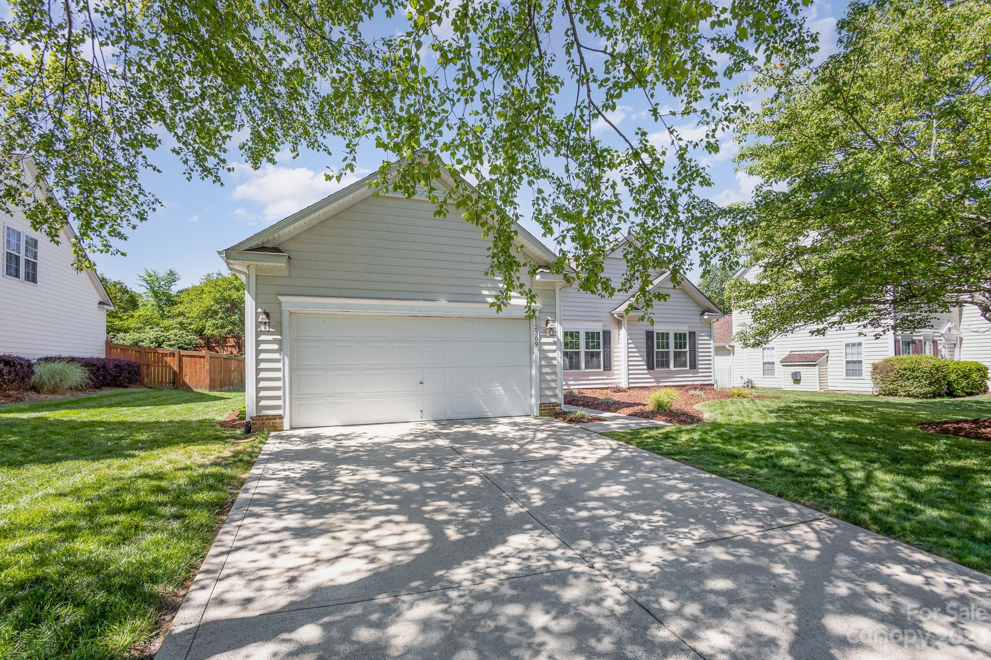12309 Cardinal Point Road Charlotte, NC 28269 - Photo 2 of 28 Gallery Image 2