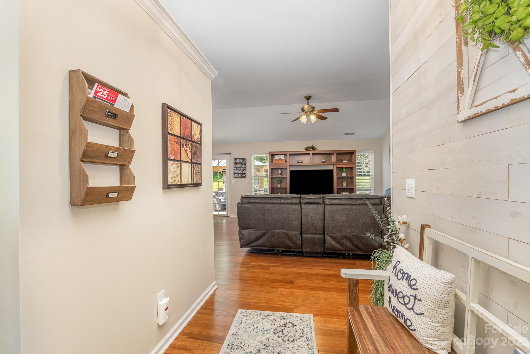 12309 Cardinal Point Road Charlotte, NC 28269 - Photo 4 of 28 Gallery Image 4