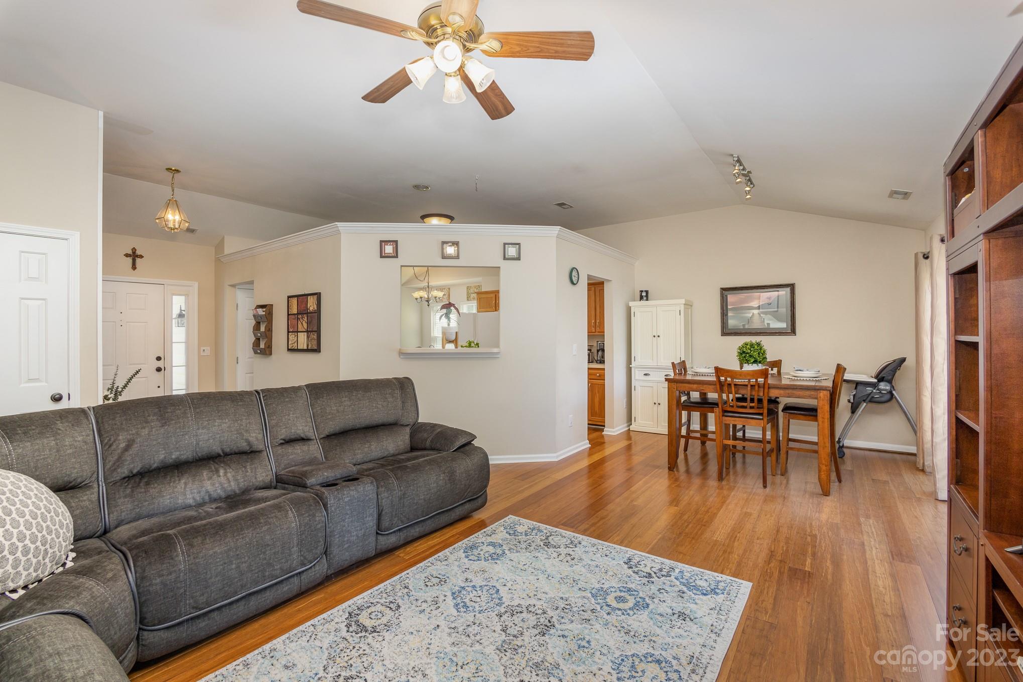 12309 Cardinal Point Road Charlotte, NC 28269 - Photo 7 of 28 Gallery Image 7